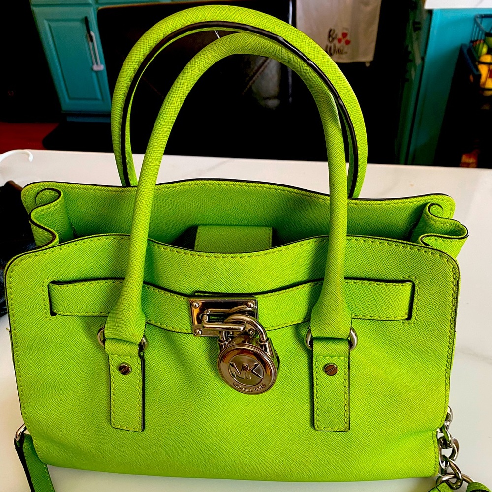 Michael Kors Lime Green Purse 💚